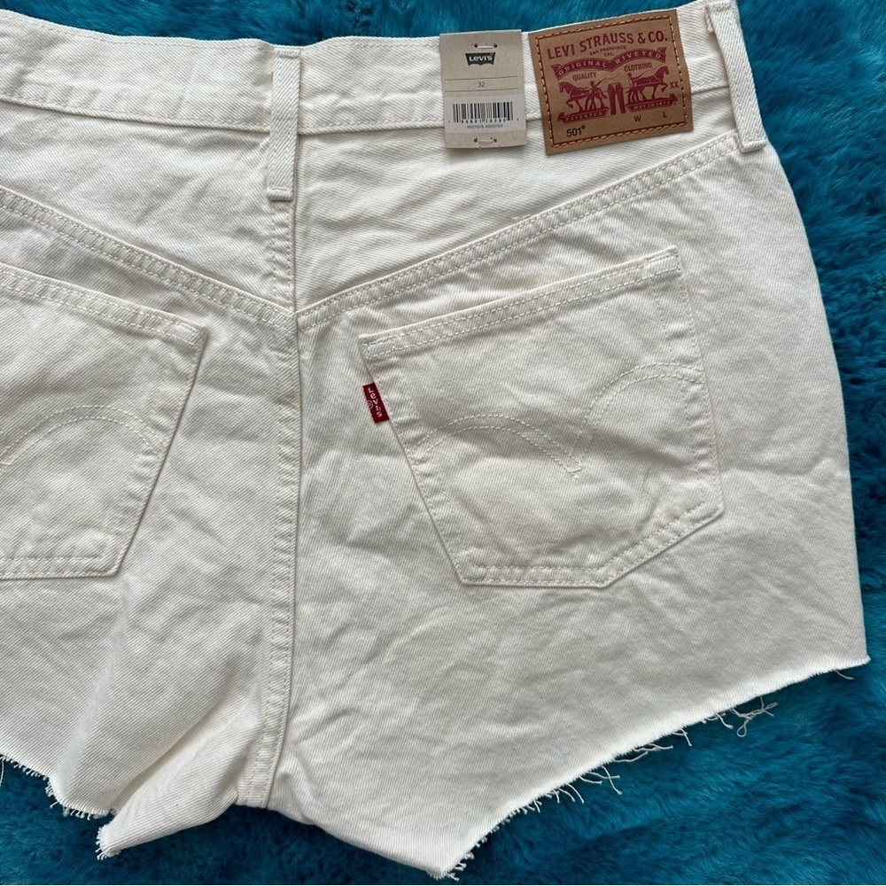 LEVI'S Women's 501 Cotton High-Rise Denim Shorts Size 32 - Picture 7 of 16